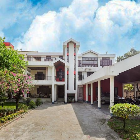 Exotic Villa Homestay グワーハーティー エクステリア 写真