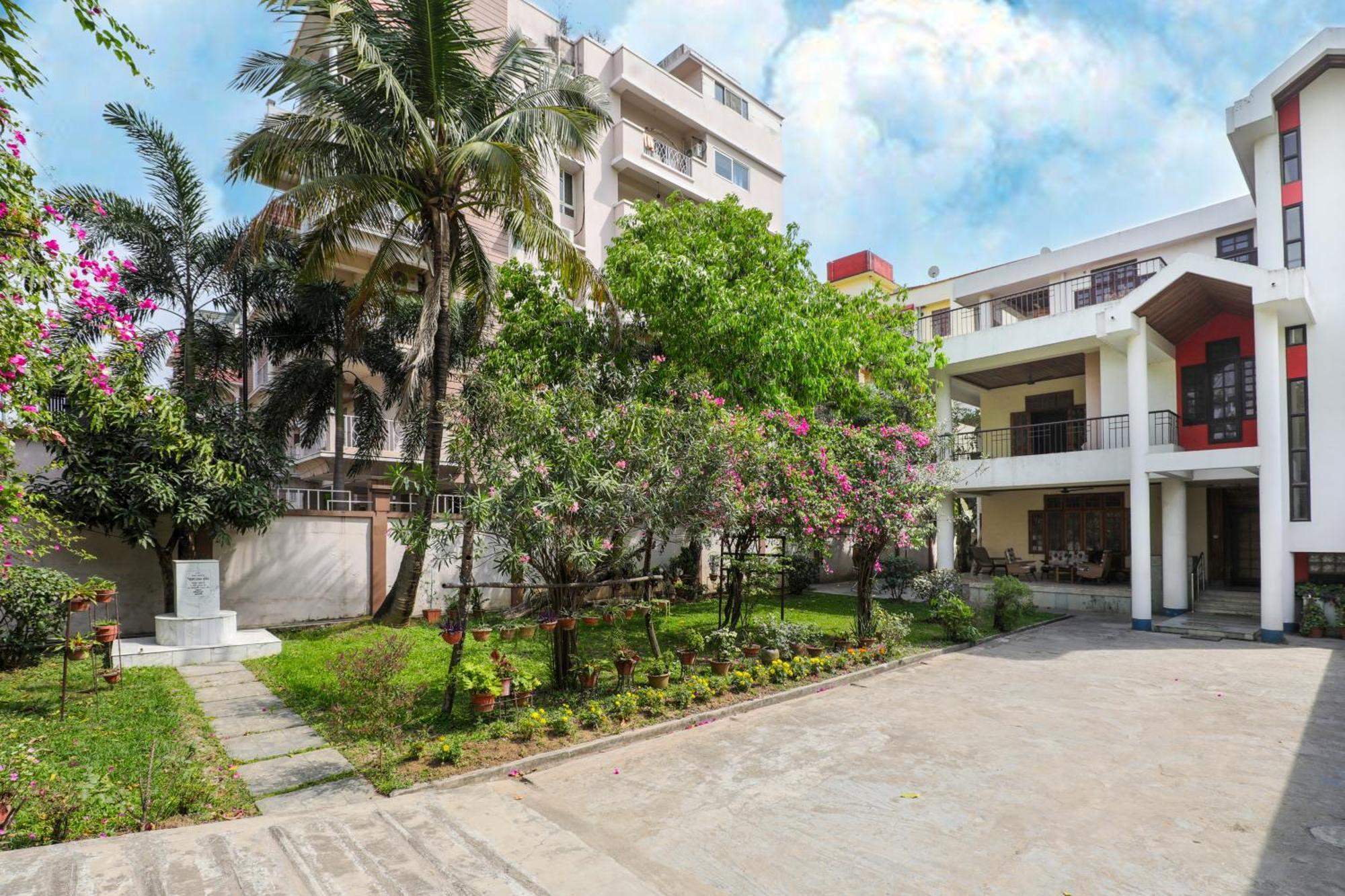 Exotic Villa Homestay グワーハーティー エクステリア 写真