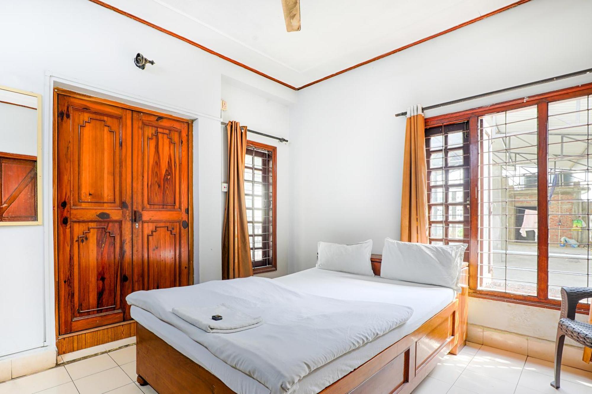 Exotic Villa Homestay グワーハーティー エクステリア 写真