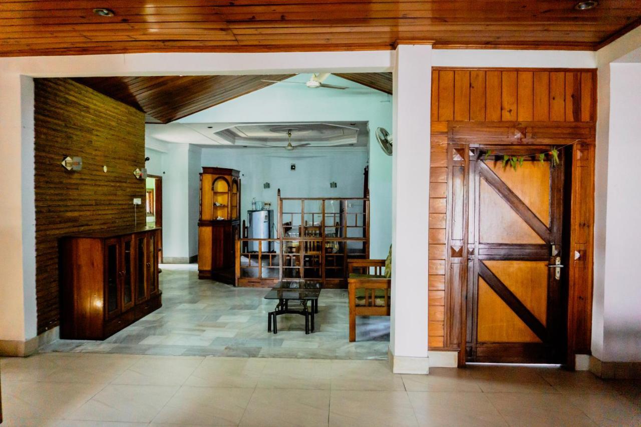 Exotic Villa Homestay グワーハーティー エクステリア 写真