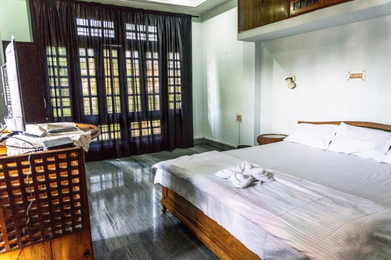 Exotic Villa Homestay グワーハーティー エクステリア 写真